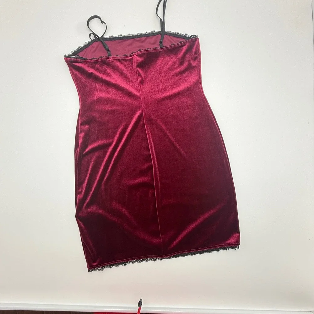 Forever 21 Velvet Lace Slip Mini Dress Burgundy Large Stretch Whimsygoth‎ Vamp